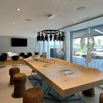 Illuminazione moderna e lampade su misura per un'azienda vinicola